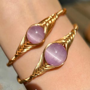 AAAA Cat Eyes Kunzite 14k Gold Filled Memory Wire Bangle- Self-Love, Peace, Release Trauma Bracelet- Heart Chakra-Unconditional Love GIft