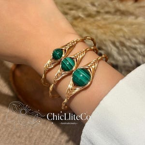 3Sizes! Malachite 14k Gold Filled Memory Wire Bangle- Protection & Heart Healing Bracelet - Adjustable Size-Bracelet of Emotional Stability