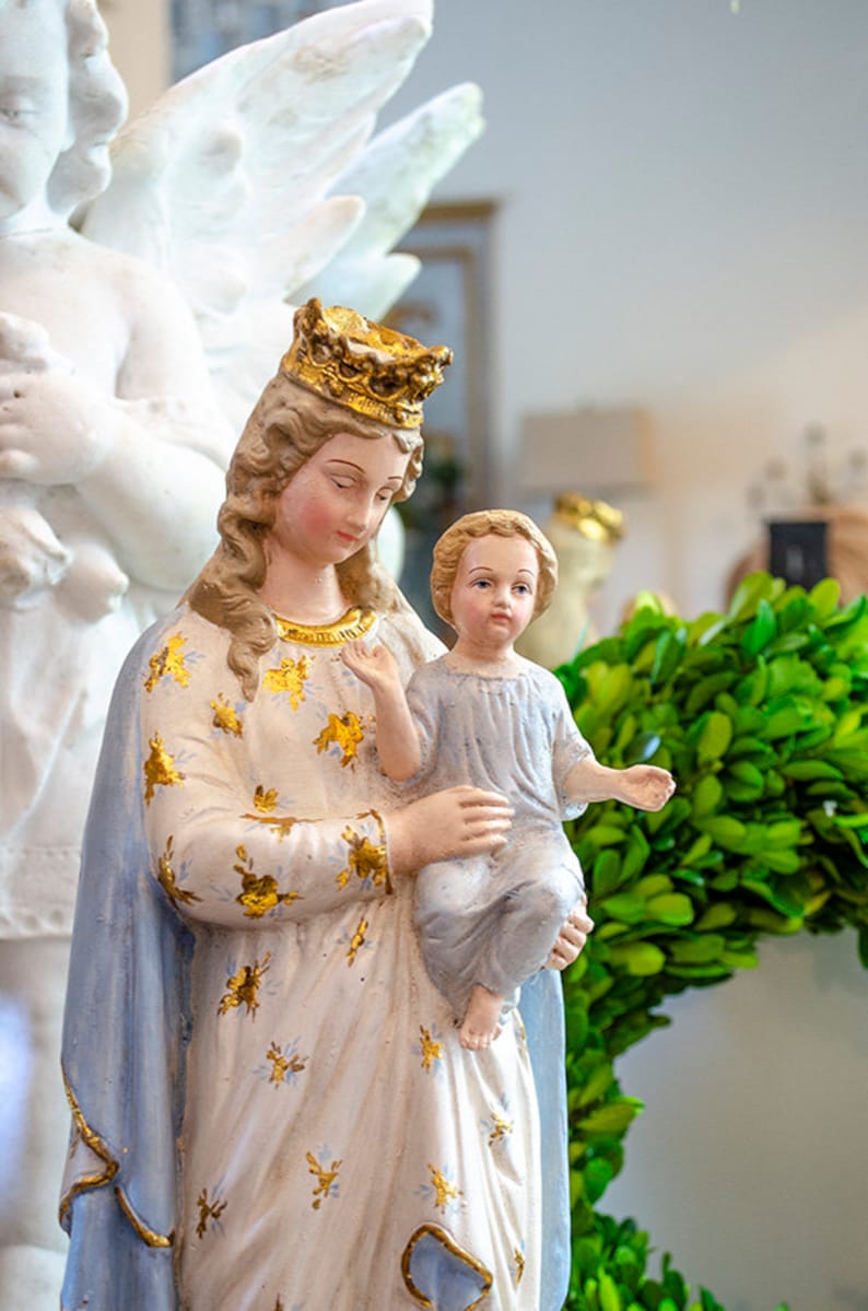 Mary Queen of Heaven, Our Lady of Victory Statue, Madonna with Christ Child image 2