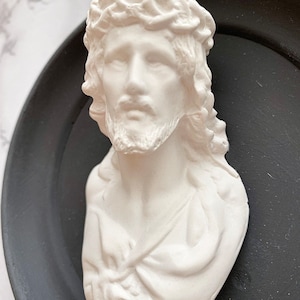 NEW Jesus and Mary Bust Plaques, Pair, Plaster Cast Busts, Religious, Catholic image 7