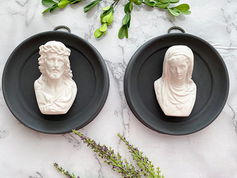 NEW Jesus and Mary Bust Plaques, Pair, Plaster Cast Busts, Religious, Catholic image 2