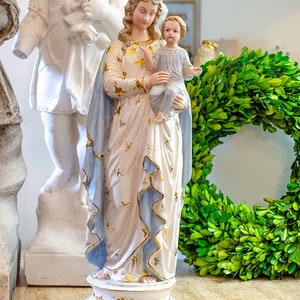 Mary Queen of Heaven, Our Lady of Victory Statue, Madonna with Christ Child image 3