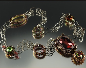 The "Fit for a Queen" - Beading Kit