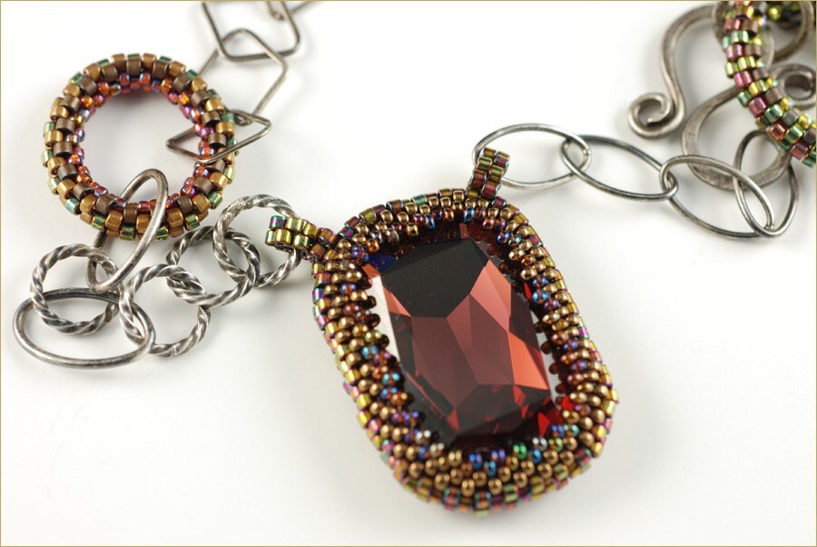 The fit for a Queen Beading Kit Etsy