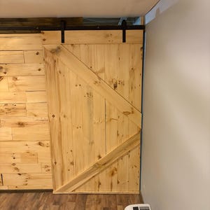 Gemacht, um kundenspezifische Innenscheunentore zu bestellen