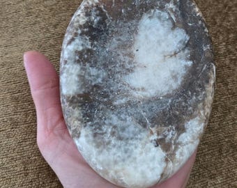 Hand-Carved Natural Onyx Oval Dish — Large 6” Size
