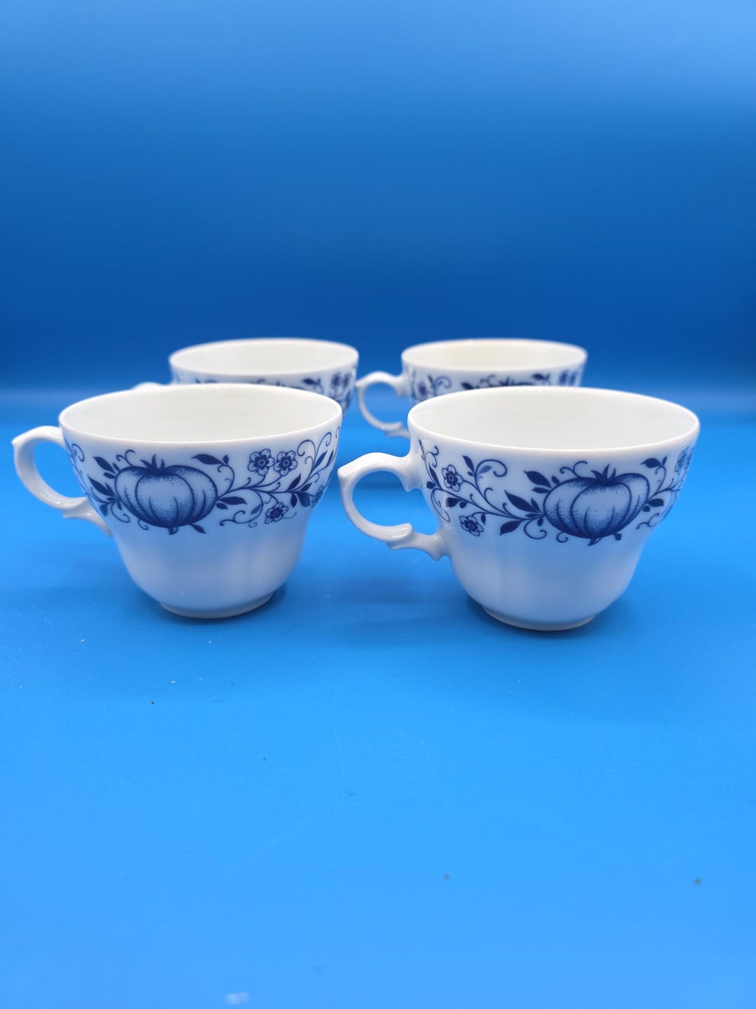 Vintage Bavarian Porcelain Tea Cups – Set of 4 - Etsy