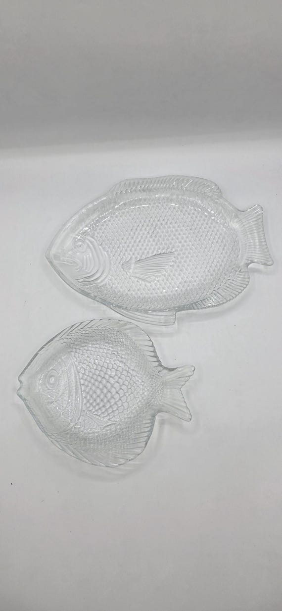 ヴィンテージ Arcoroc France Poisson 魚型ガラス製大皿とプレート1枚 