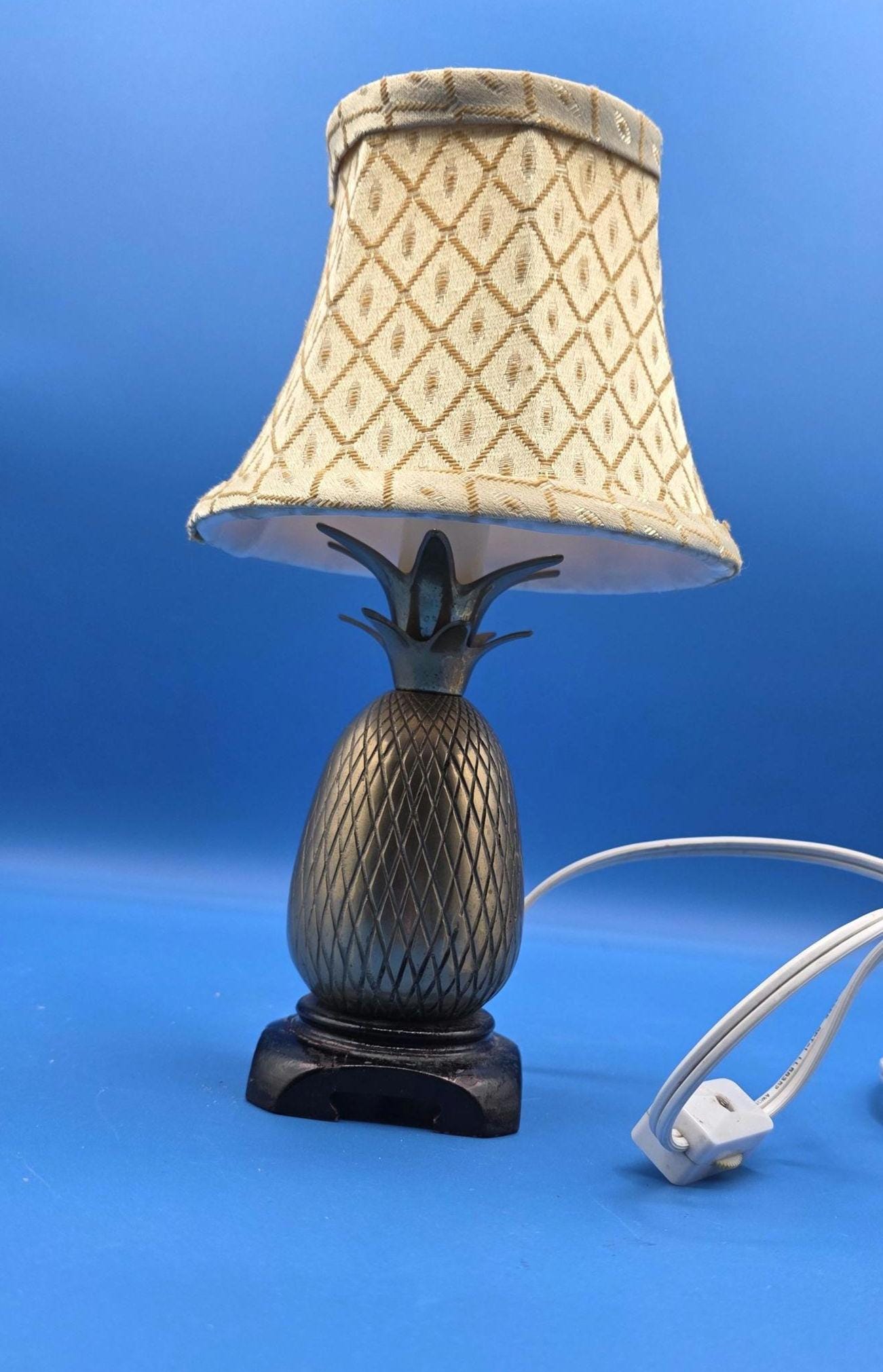 Lampe De Table LED Navaris – Design Ananas – Pour Chambre, Salon – Neuve