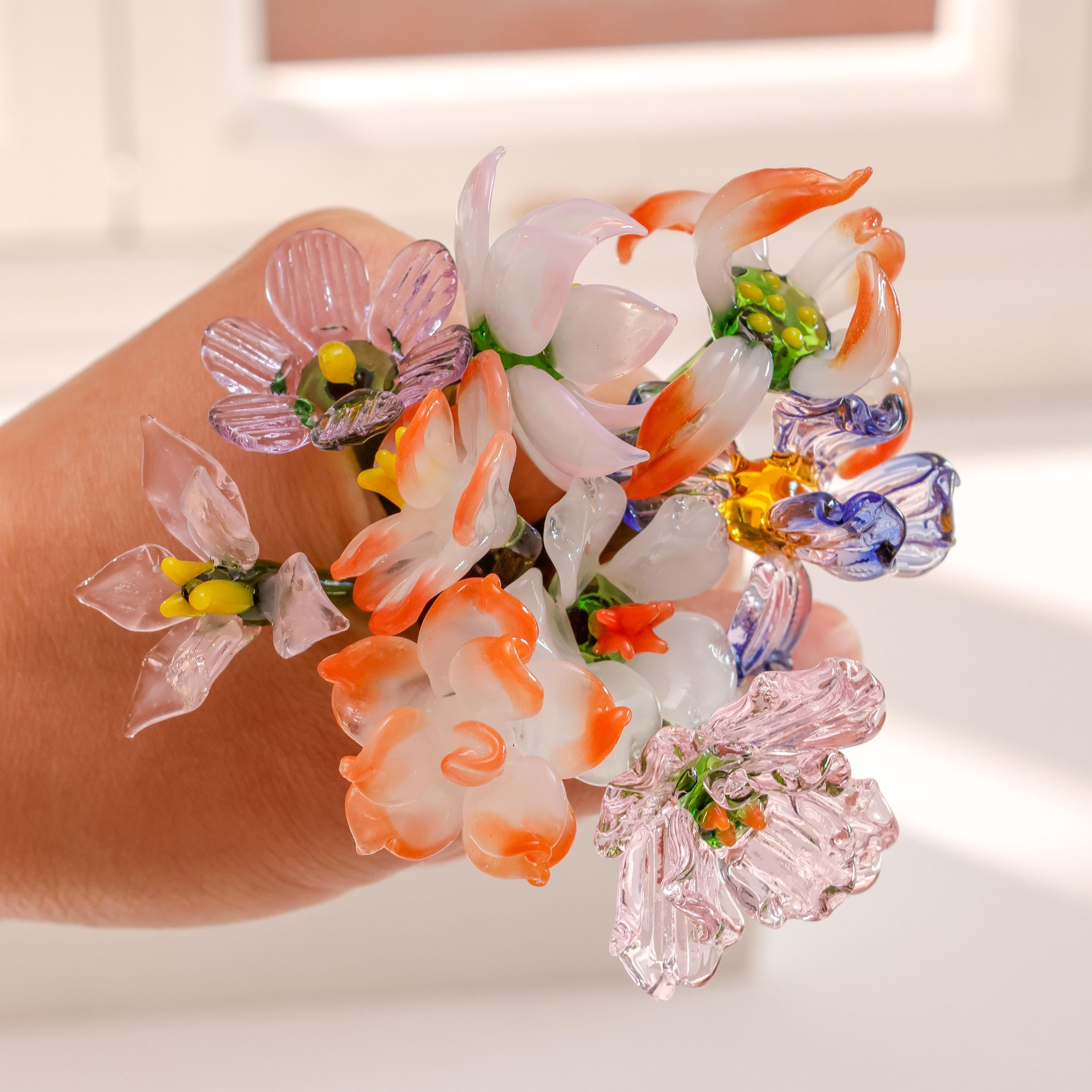 ガラスの誕生月の花、誕生花のギフト、手吹きの春の花、ガラスの花束