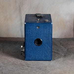 Vintage Kodak Rainbow Hawk-Eye No. 2 Model C. Camera - Rarely found Blue