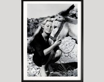 Brigitte Bardot Poster, Black and White Photography Print, Vintage Animal Portrait, Candid Celebrity Scene, Classic French Cinema Wall Art