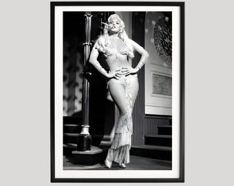 Jayne Mansfield-affisch, svartvitt fotografitryck, glamorös vintage Hollywood-pinup, ikonisk kändisporträttväggkonst