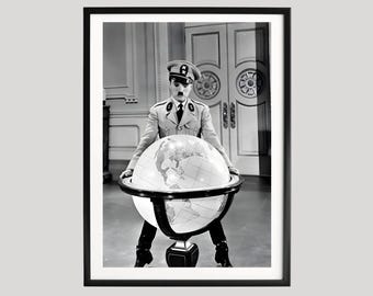 Charlie Chaplin Der große Diktator Poster, Schwarz-Weiße klassische Kinofotografie, ikonische Globe-Szene, Vintage Film Wandkunst