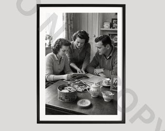 Retro Family Memories Poster, Black and White Photography Print, Vintage Home Life Art, Nostalgic Family Photo, Cozy Cottage Gift