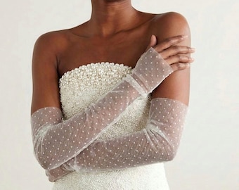 Ivory polka dot Bridal Gloves: Fingerless wedding sleeves
