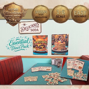 Può includere: Un kit di modellismo in carta in scala 1:6 che riproduce un diner con tavolo turchese, panche rosse, stampe di hamburger e pancake, un'insegna Delicious Soda e fogli con menu e sottobicchieri stampati in alta risoluzione a 300DPI.
