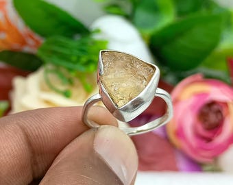 ハンドメイドのラフシトリンリング：スターリングシルバーのイエロー