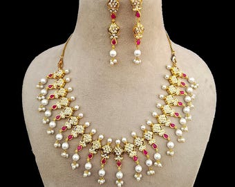 Conjunto de collar de perla y rubí: joyería nupcial india chapada en oro de 22 quilates