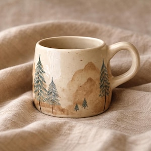 Handgefertigte Keramiktasse | Pine Tree Mountain Design, Gemütliches Steinzeug