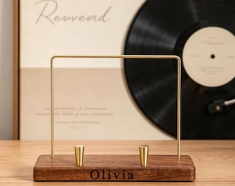 Soporte para discos de vinilo de nogal hecho a medida, soporte para LP grabado personalizado, expositor de discos con detalles de latón, estante para tocadiscos para amantes de la música.