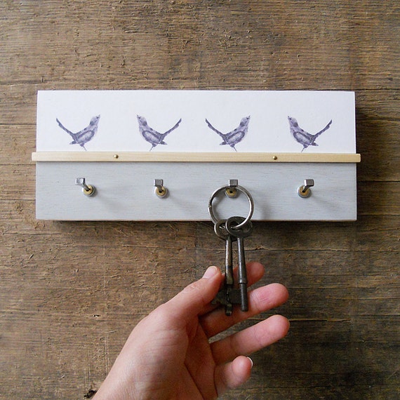 Items similar to WALL KEY HOLDER Decorative Modern Bird Design by Red