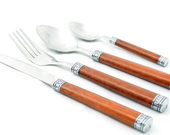 24-teiliges Besteckset mit Holzgriff zum Servieren von Sechs