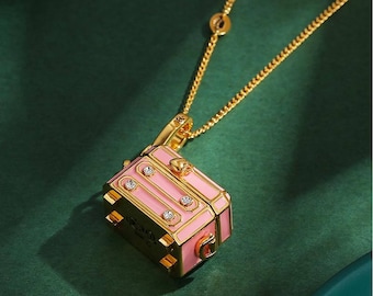 Juicy Couture Jewelry Chest Train Case Box Charm