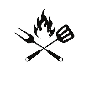 Könnte beinhalten: Schwarz-weiße Illustration von Grillutensilien. Eine gekreuzte Gabel und ein Pfannenwender sind unter einer Flammen-Grafik positioniert. Der Pfannenwender hat ein geschlitztes Design, und die Gabel hat zwei Zinken. Die Griffe haben ein kreisförmiges Design.