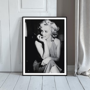 Marilyn Monroe Print, Black and White, Fashion Wall Art, Marilyn Monroe Poster, Vintage Photography, Makeup Room Decor, Digital Download