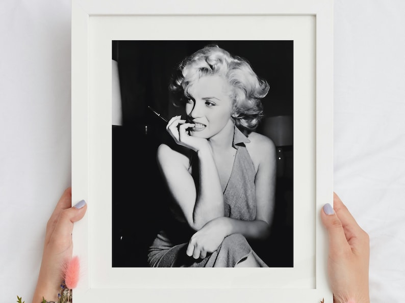 Marilyn Monroe Print, Black and White, Fashion Wall Art, Marilyn Monroe Poster, Vintage Photography, Makeup Room Decor, Digital Download