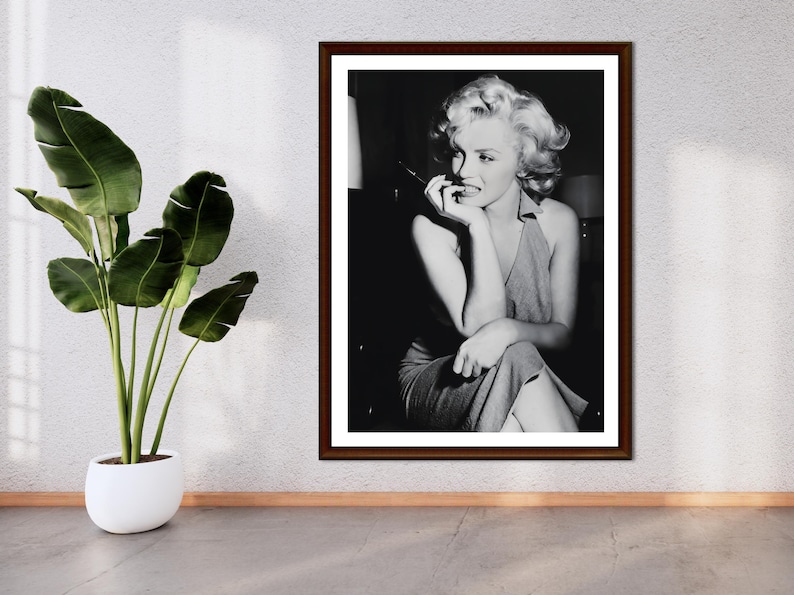 Marilyn Monroe Print, Black and White, Fashion Wall Art, Marilyn Monroe Poster, Vintage Photography, Makeup Room Decor, Digital Download