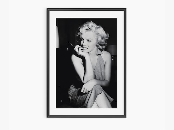 Marilyn Monroe Print, Black and White, Fashion Wall Art, Marilyn Monroe Poster, Vintage Photography, Makeup Room Decor, Digital Download
