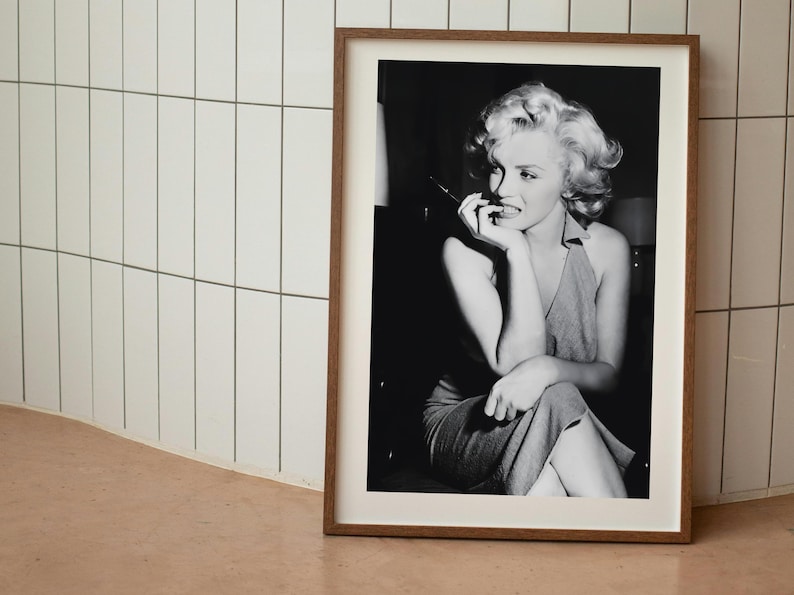 Marilyn Monroe Print, Black and White, Fashion Wall Art, Marilyn Monroe Poster, Vintage Photography, Makeup Room Decor, Digital Download