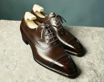 Handgemaakte op maat gemaakte bruine leren oxford brogue-veterschoenen voor heren