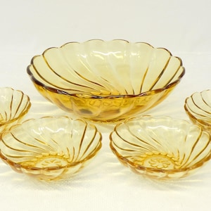 Vintage Amber Glass Bowls by Hazel Atlas Glass Swirl Design Large Serving Bowl with Small Dessert Bowls