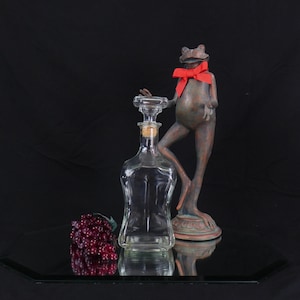 Vintage Liquor Decanter, Liquor Bottle, Square Glass Barware, Whiskey Bottle, Gin Decanter, Bourbon