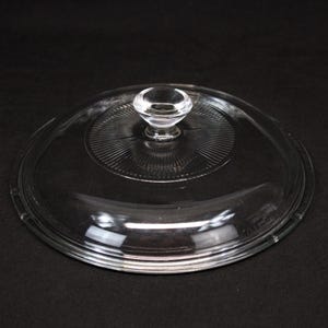 Vintage Pyrex V1.5C Lid Replacement Pyrex 7 1/2&quot; Round Pot Lid, Clear and Ribbed Glass