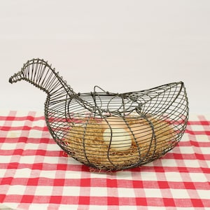 Vintage Wire Chicken Basket, French Egg Basket, Hen Basket, Egg Basket, Farmhouse Kitchen Basket, Cottagecore