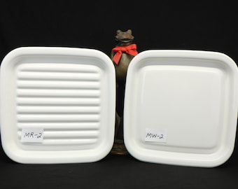 Vintage Corning Ware All White Browning Grilling Pan  M-W-2 or  M-R-3