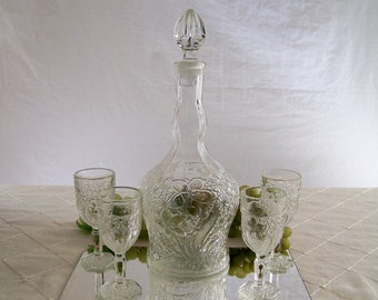 Vintage Decanter, Liquor Bottle, Sherry Glasses, Cut Glass, Crystal, Etched Glass, Flower Pattern, Barware, Dessert Wine Set, Serving Set