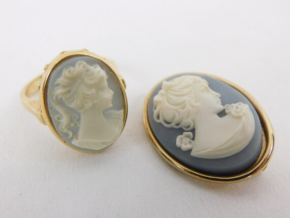 Cameo Pin Brooch Gold Tone - image 4