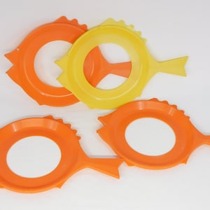 Plastic Paper Plate Holders, Picnic Plate Liner, Fish Design, Plate Support, Camping, RV, Party Supplies, Plastic Dinnerware, Set/4