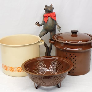 Vintage Enamel Pasta Strainer Colander Steamer Pot Set Of 4 Pc Cooker, Two Tone Enamelware Stock Pot with Orange Flowers