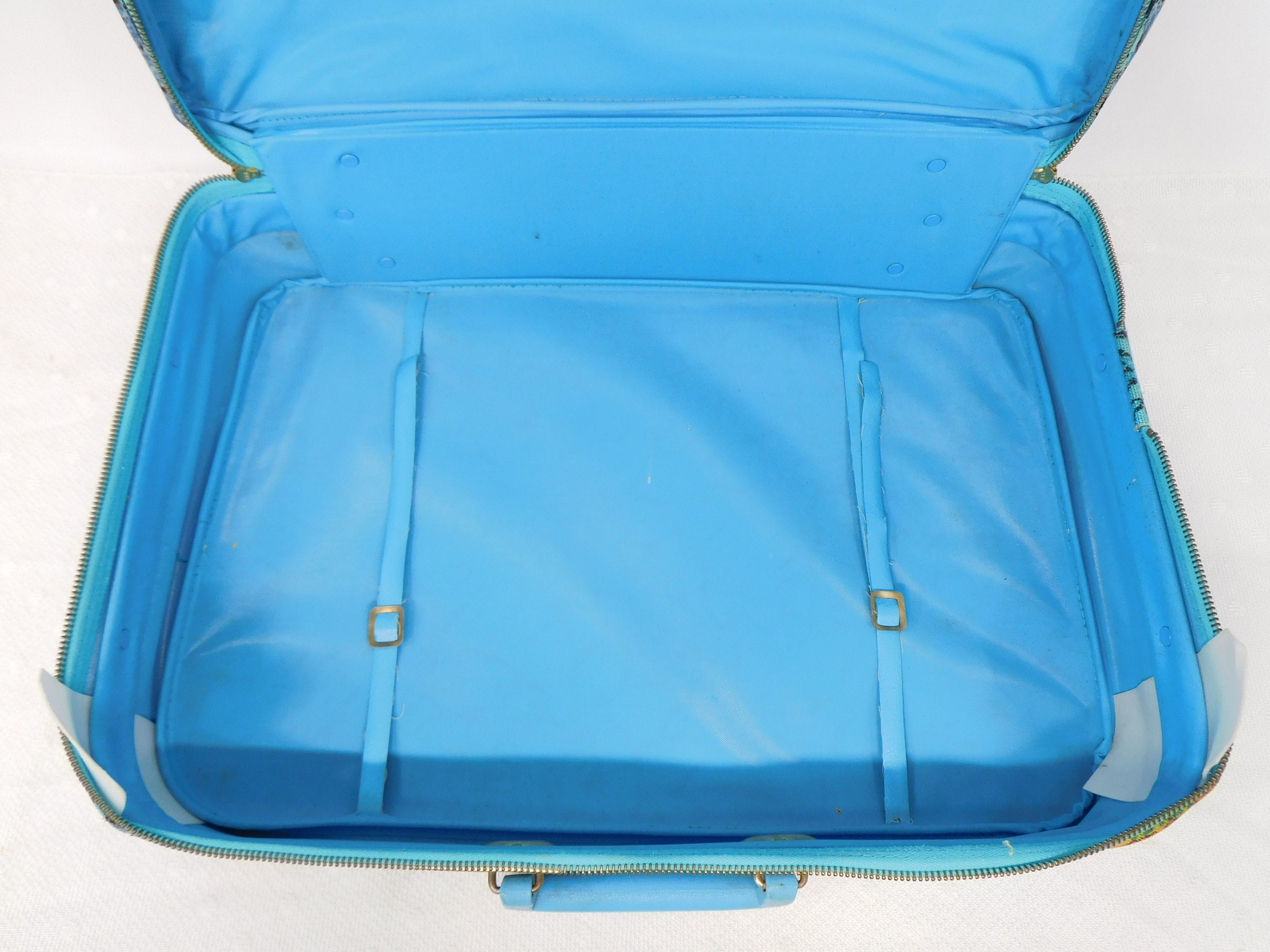 Vintage Bantam Travelware Blue Floral Flower Suitcase 18 X