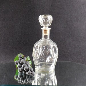 Vintage Liquor Decanter,Decorative Glass Bottle, Barware, Whiskey Bottle, Liquor Storage, Clear Glass Bottle