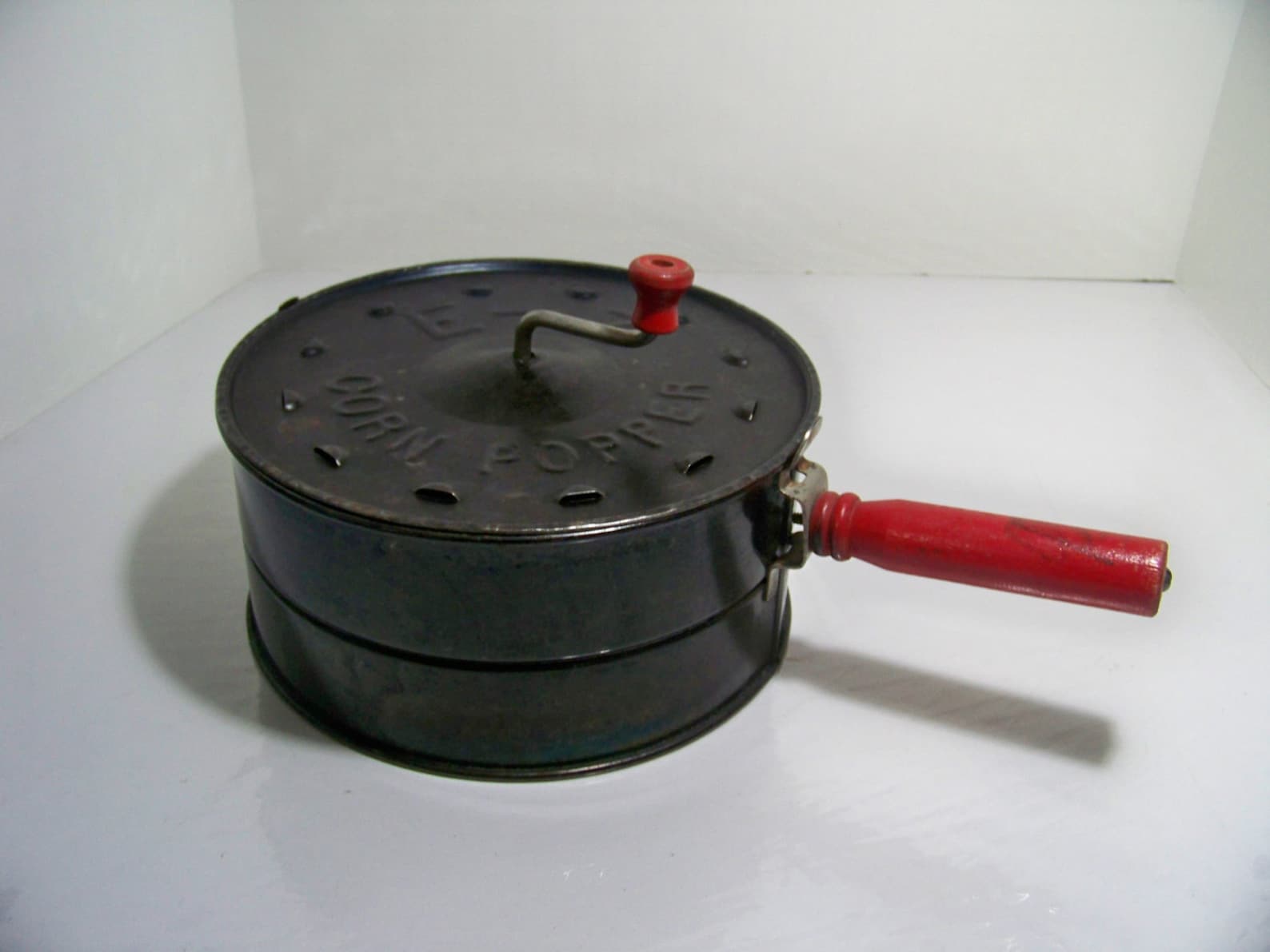 Primitive Old Stove Top Popcorn Pot EZ Popper Etsy