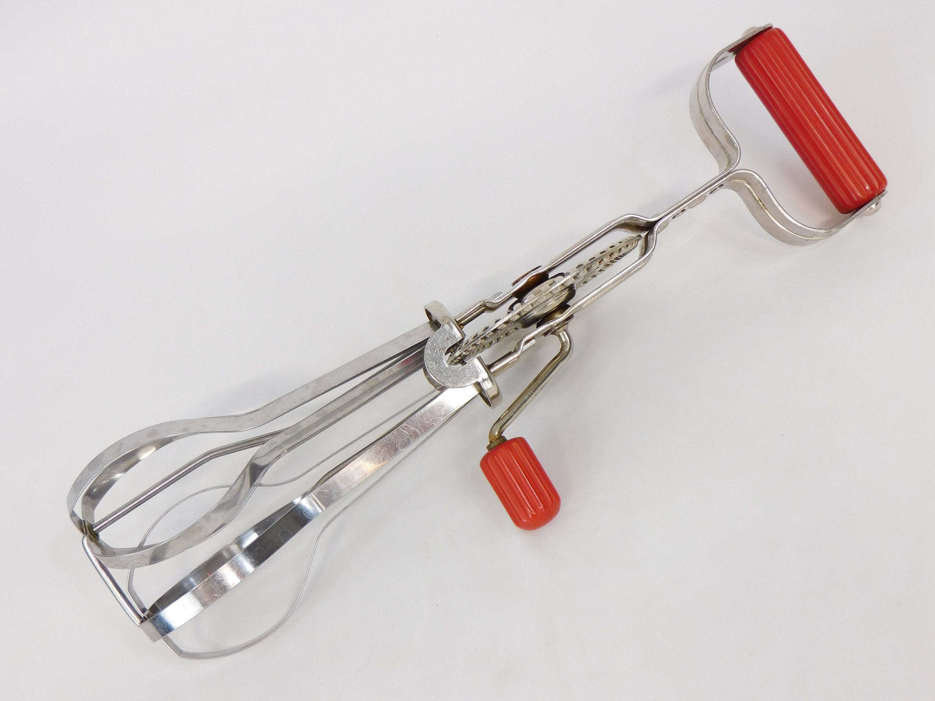 Whisk Spring Coil Red Plastic Handle Stainless Open End 6 Vintage