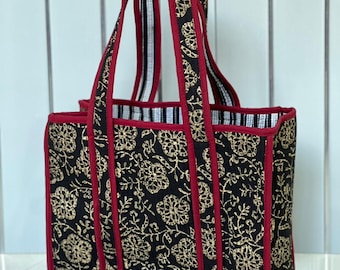 Bolso de mano acolchado de algodón con estampado floral dorado, hecho a mano en India