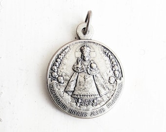 Medalla de Nuestra Señora del Monte Carmelo y del Niño Jesús de Praga (medalla de doble cara)